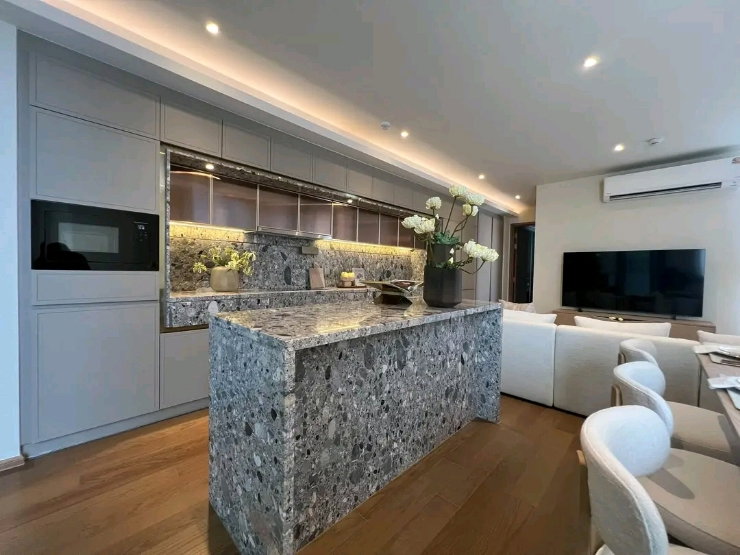 picture For Rent Via 34 Luxury Pet friendly 2 Beds  - 4/16