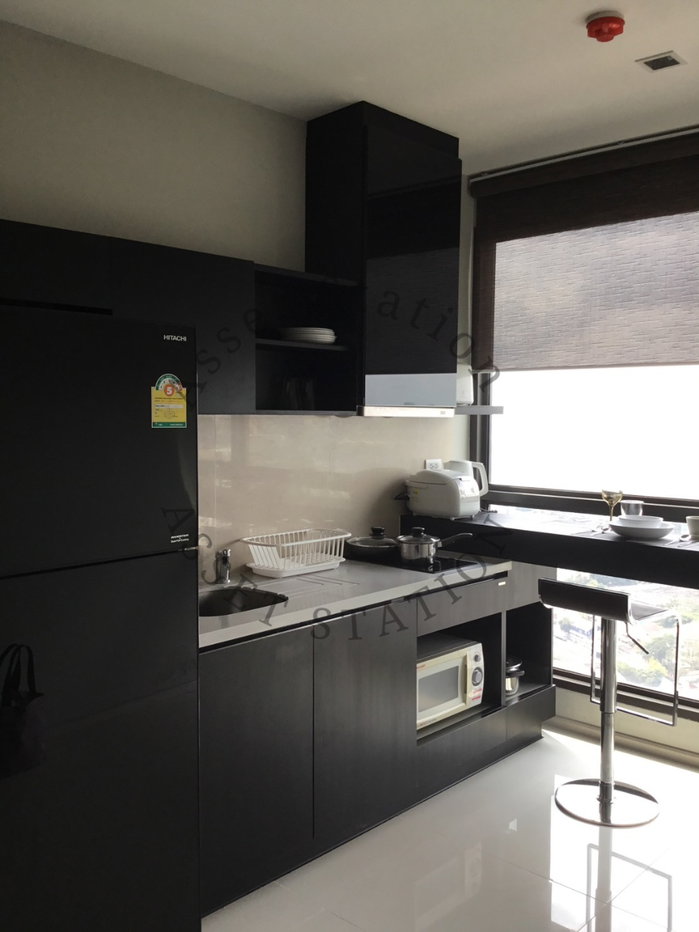 picture Rhythm Sukhumvit 44/1 |ð
Near BTS Phra Khanong and Summer Hill - 8/13