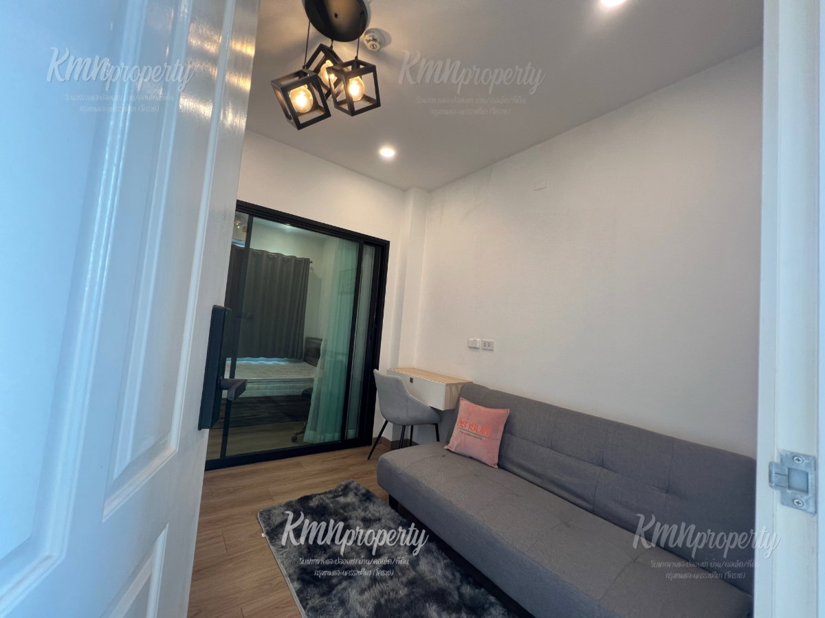 รูป ขายคอนโดห้องมุม ✨ THE RICH CONDO มิตรภาพ–โคกกรวด | 1.45 ล้านบาท • เฟอร์ครบ • เครื่องใช้ไฟฟ้าพร้อม - รูปที่ 2/18