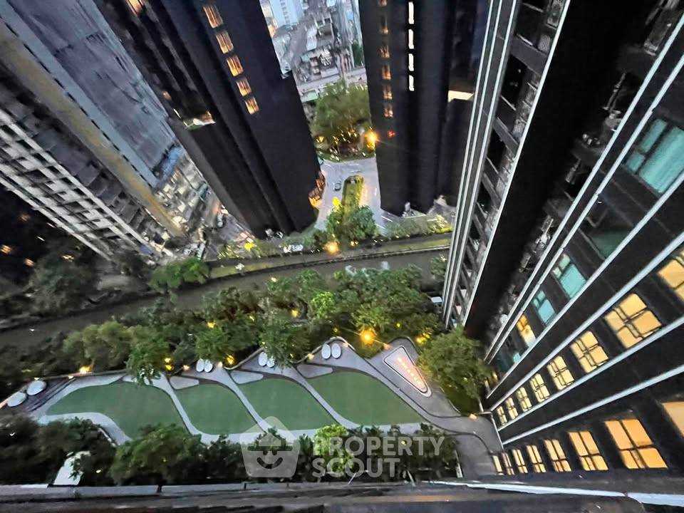 picture 1-BR Condo at Life Asoke - Rama 9 near MRT Phra Ram 9 (ID 3407142) - 8/9