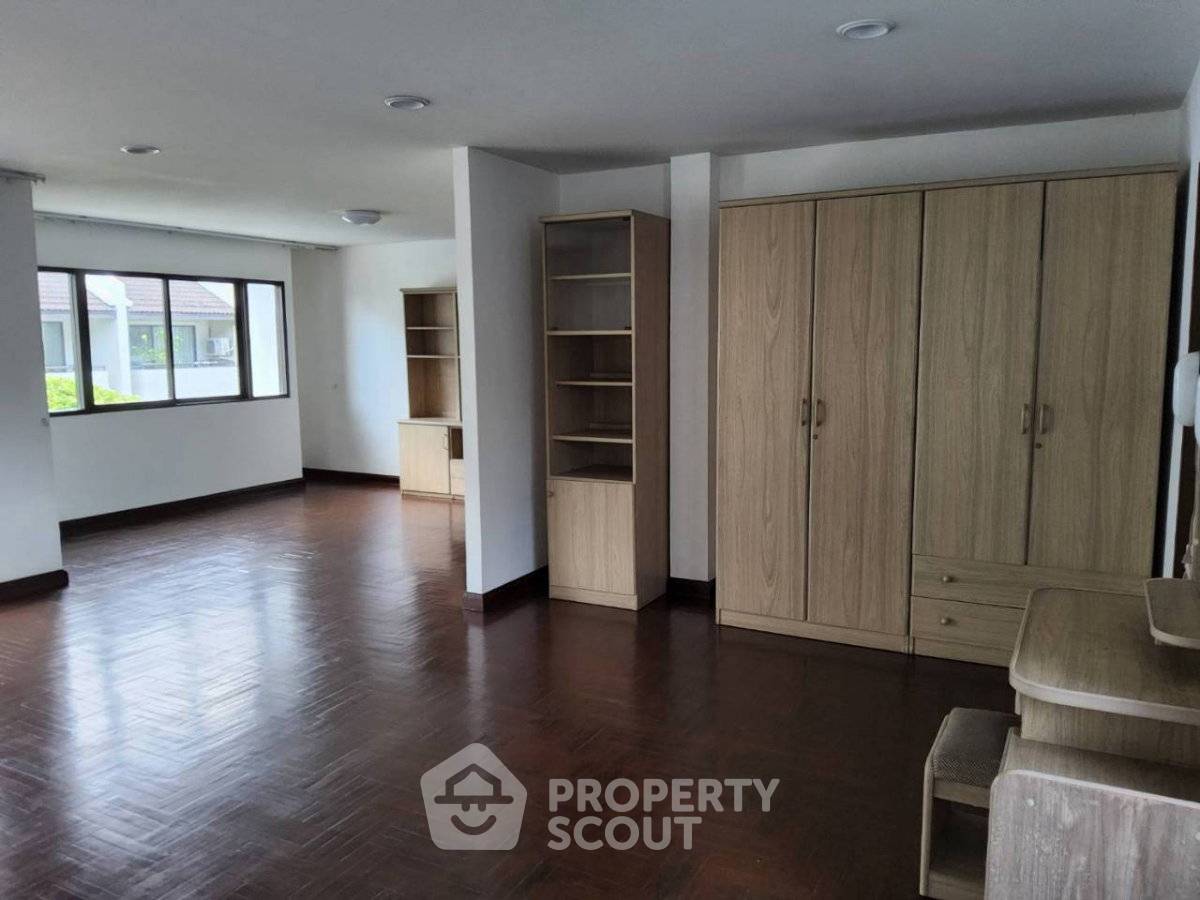 รูป ทาวน์เฮาส์ 3 ห้องนอน ขนาด 273 ตร.ม. Baan Charoen Eakamai 10 ใกล้ BTS เอกมัย (ID 3408410) - รูปที่ 10/38