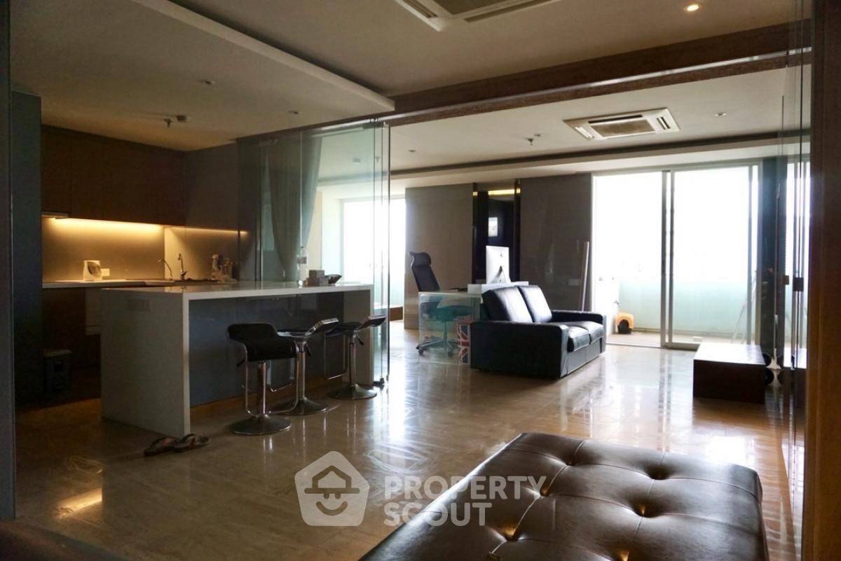 รูป คอนโด 1-ห้องนอน ที่ โมเดิร์น โฮม ทาวเวอร์ คอนโดมิเนี่ยม ใกล้ MRT วัดมังกร (ID 3341227) - รูปที่ 1/8