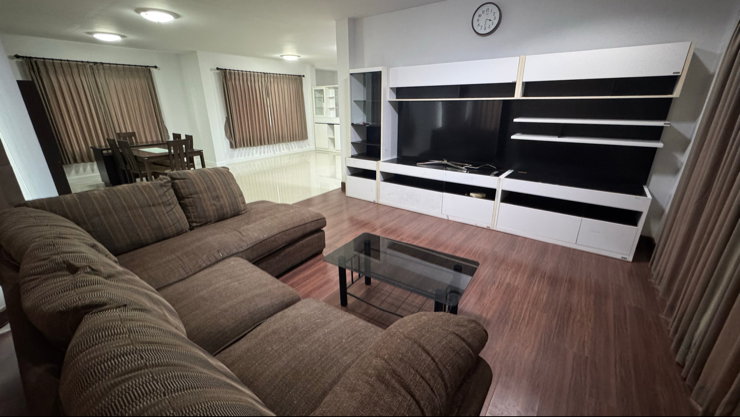 รูป 🏡 ขาย ให้เช่า บ้านเดี่ยว 2 ชั้น หมู่บ้านเลควัลเลย์ เฟส 1 บึง/บ่อวิน ศรีราชา ชลบุรี - รูปที่ 6/61
