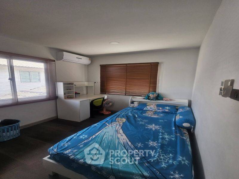 picture 4-BR House in Bang Phra (ID 3404993) - 11/19