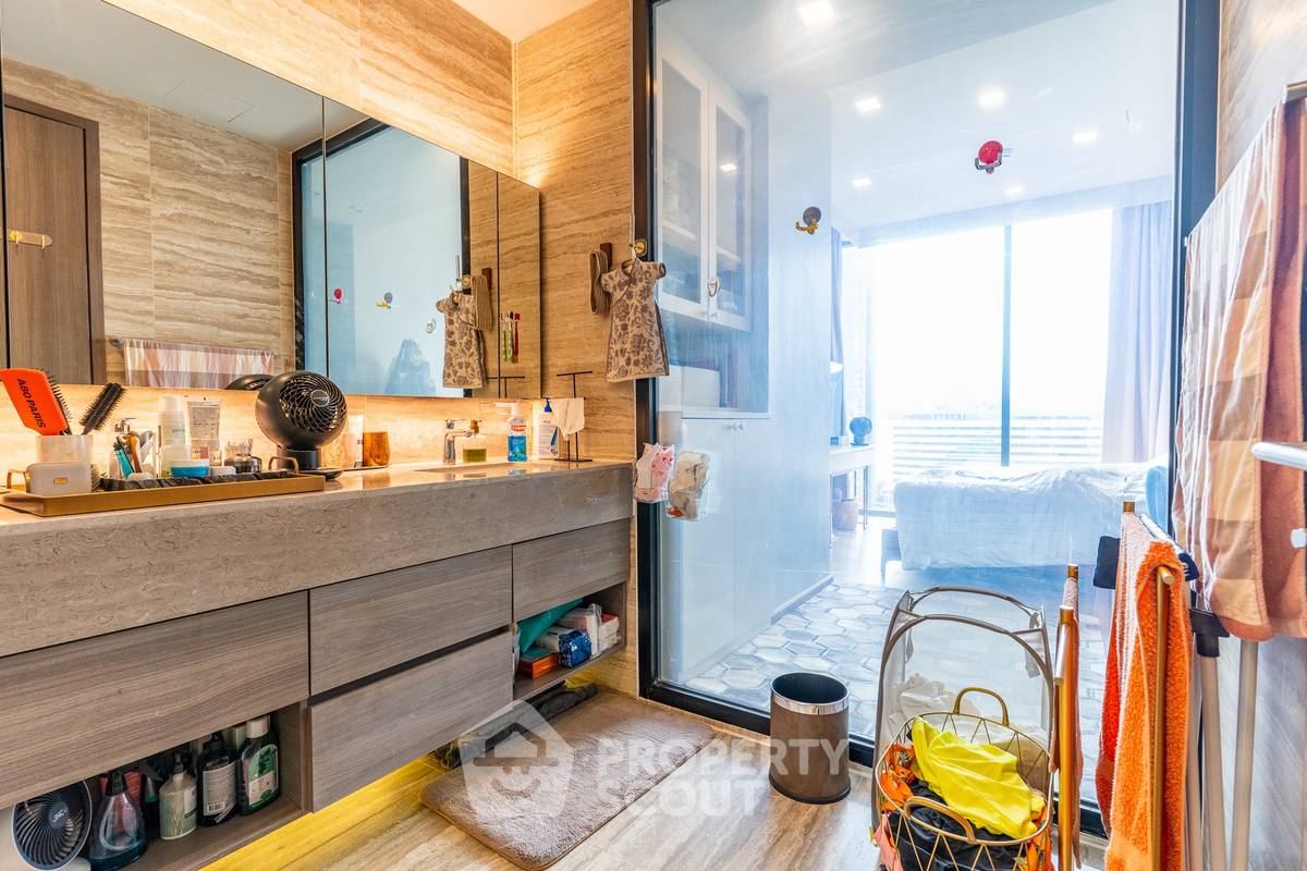 picture Great Value 2-BR Celes Asoke 25th Floor Near MRT Sukhumvit (ID 3402616) - 9/12