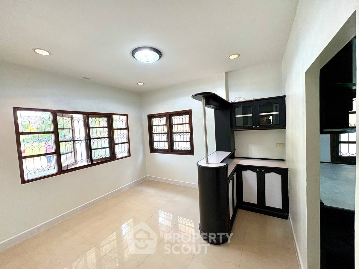 รูป บ้าน 3-ห้องนอน ใน บางพูด (ID 3404905) - รูปที่ 6/12