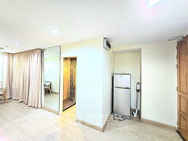 picture 1-BR The Station Sathorn-Bangrak, BTS Saphan Taksin Area (ID 2232029) - 6/8