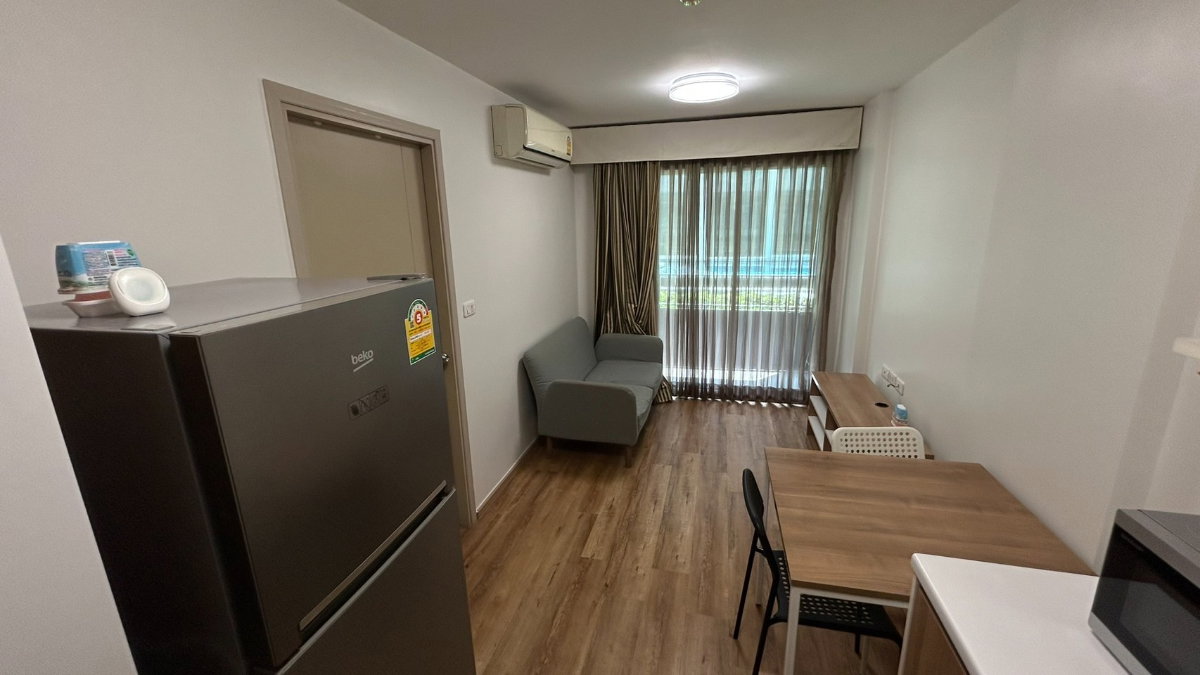 picture ✨ Rare Unit | Beautiful Move-in Ready Condo ✨ - 3/6
