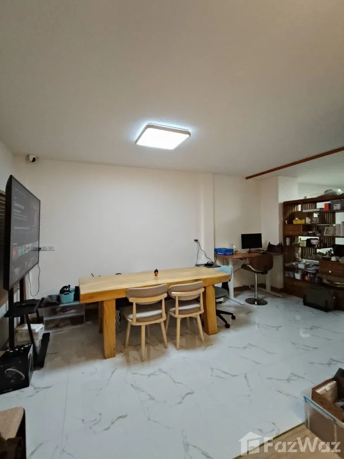 picture House in Phuket town in prime area 6863250 - 4/11