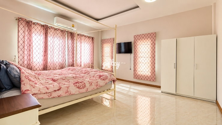 รูป ให้เช่า บ้านเดี่ยวหรู 2 ชั้น | โครงการแสนสราญ – Modchic #ใกล้โรงเรียนนานาชาติหลายแห่ง ( รับสัตว์เลี้ยง🐕) บ้านหลังใหญ่ เฟอร์ครบ พร้อมเข้าอยู่!
- รูปที่ 6/12