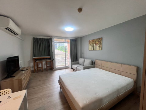 Condo for Rent Near BTS Onnnut 500 M.