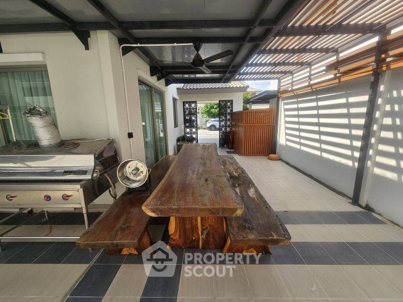 picture 4-BR House in Bang Phra (ID 3404993) - 16/19