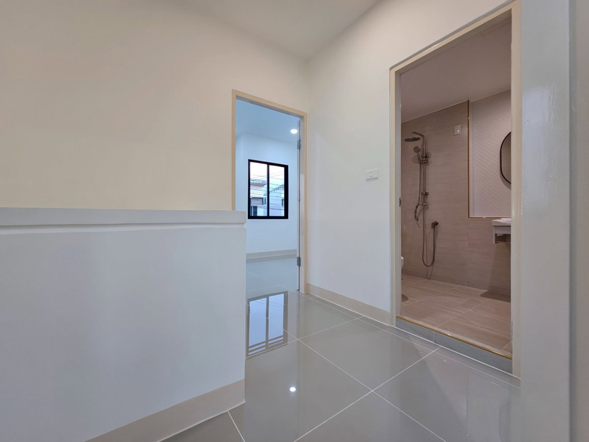 รูป 🏡 ขายขาดทุน! ทาวน์โฮมหลังมุม พื้นที่ใหญ่พิเศษ 28.9 ตร.ว. | พลีโน่ รัตนาธิเบศร์-ชัยพฤกษ์ 🔥 โอกาสทอง! ราคาถูกที่สุดในโครงการ พร้อมเข้าอยู่ได้ทันที - รูปที่ 9/15
