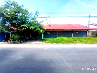 SHOP HOUSE 23.4 Sq.w. Samko Angthong for 440,000