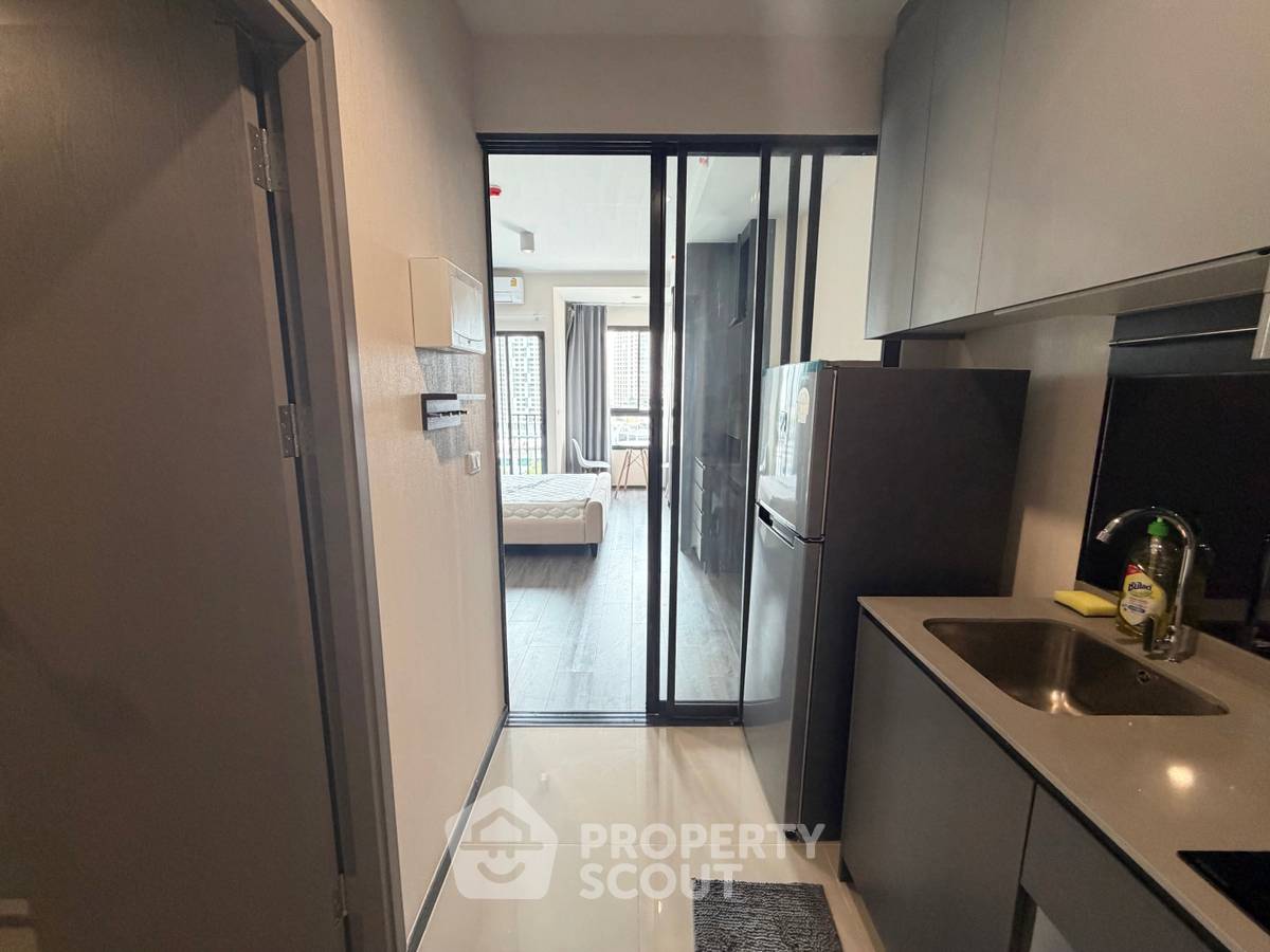 picture Studio Condo at IDEO Sukhumvit - Rama 4 near BTS Phra Khanong (ID 3403436) - 1/8