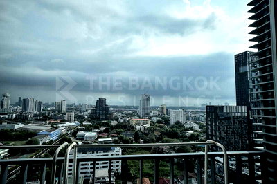 Condos for rent : Comfortable and Ready to Move-in Siri At Sukhumvit near BTS Thong Lo