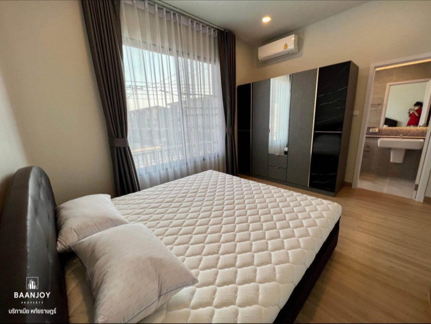 รูป 🏡✨ ให้เช่าทาวน์โฮมหลังมุม บริทาเนีย วงแหวน–จตุโชติ 3 ห้องนอน 3 ห้องน้ำ บ้านใหม่ พร้อมเฟอร์นิเจอร์ครบ! 🚗 จอดรถได้รวม 3 คัน - รูปที่ 10/18
