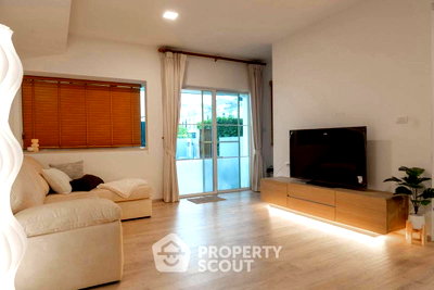 Townhouses for rent Bangkok : 3-BR Townhouse At Indy 2 Bangna-Ramkhamhaeng 2, Bangkok (ID 3407149)