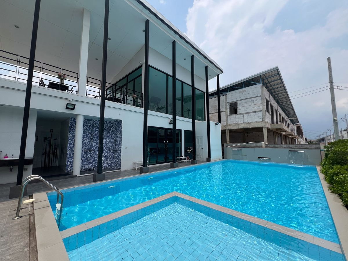 picture For Sale: Corner-Plot Townhome at Poomthara Kanchanaphisek – Bang Bua Thong - 14/15