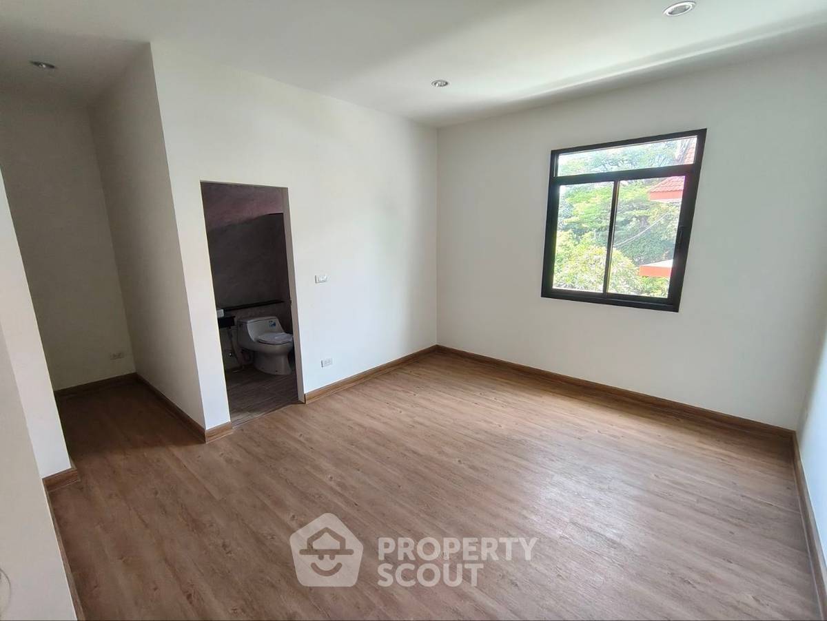 รูป ทาวน์เฮาส์ 4 ห้องนอน 275 ตร.ม. Panara Ratchada 66 ใกล้ MRT วงศ์สว่าง (ID 3403992) - รูปที่ 10/21