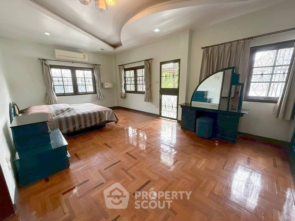 picture 4-BR House in Saphan Sung (ID 3407426) - 2/28