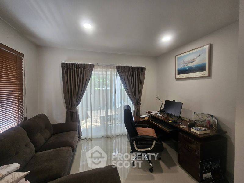 picture 4-BR House in Bang Phra (ID 3404993) - 5/19