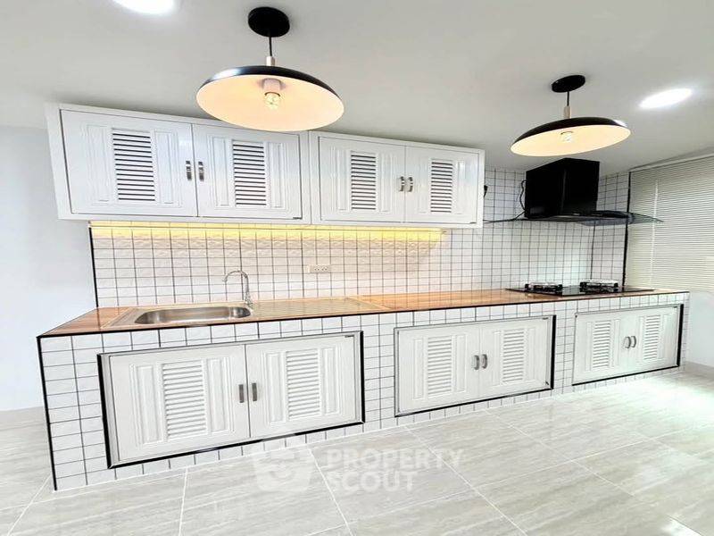 รูป บ้าน 3 ห้องนอน มารวยแหลมฉบังวิลเลจ พื้นที่ 150 ตร.ม. (ID 3405004) - รูปที่ 12/16