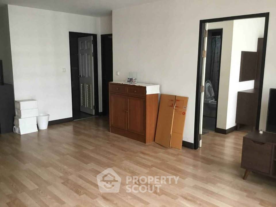 picture 2-BR Condo at Green Point Silom near BTS Chong Nonsi (ID 3408699) - 7/15