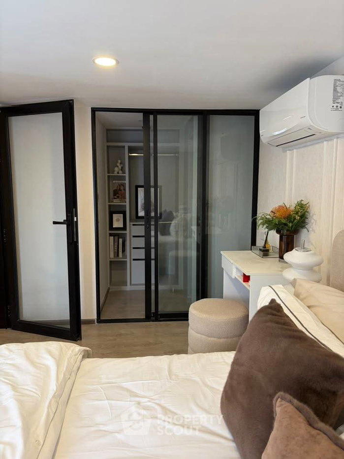 picture 2-BR Condo at SOHO Bangkok Ratchada near MRT Huai Khwang (ID 3404927) - 25/28