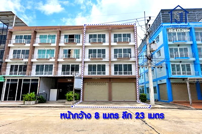 อาคารพาณิชย์ ถนนรังสิต-นครนายก : ขายอาคารพาณิชย์ 4 ชั้น โครงการมั่งมีนคร 2คูหา 48.4 ตร.ว. หลังมุม ถนนพหลโยธิน คลองหนึ่ง  ใกล้ม.ธรรมศาสตร์
