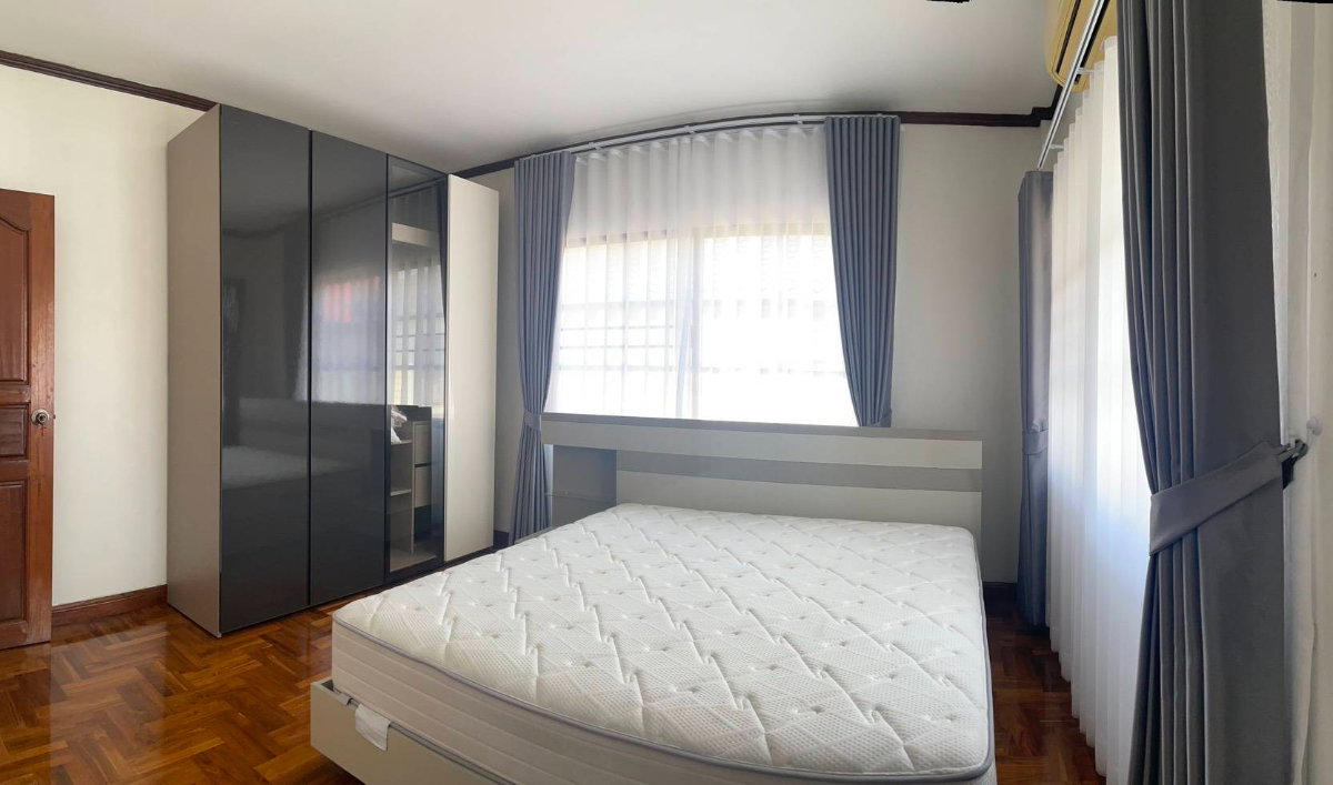 picture Owner's post For Rent Country Home 2 Village, Surasak, Si Racha, Chonburi - 11/24