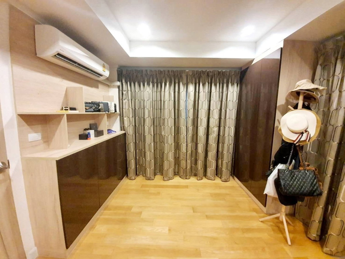 รูป 🏡✨ ขายบ้านแฝดหรู 3 ชั้น ศุภาลัย เอสเซ้นส์ ลาดพร้าว | บิวท์อินครบกว่า 3 ล้านบาท พร้อมอยู่ ใกล้ MRT สายสีเหลือง - รูปที่ 6/15