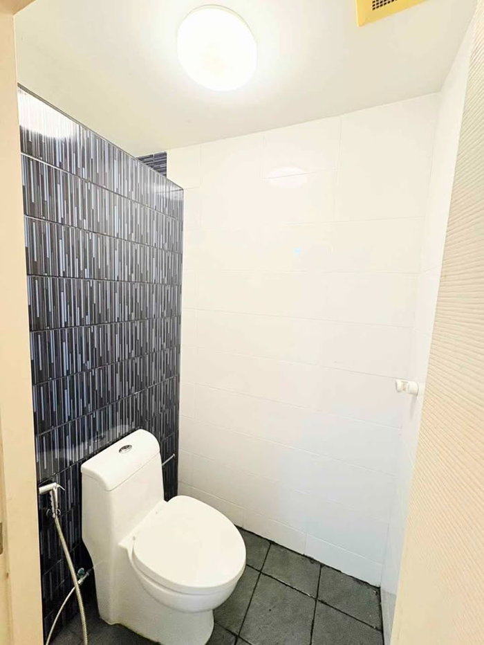 รูป 🔥ด่วน ห้องไปไวมากกก Code: 26KJ5457 ให้เช่า The Trust Condo Ngamwongwan ✅ Add Line @kjcondo (มี@ข้างหน้าด้วยนะคะ) - รูปที่ 8/17