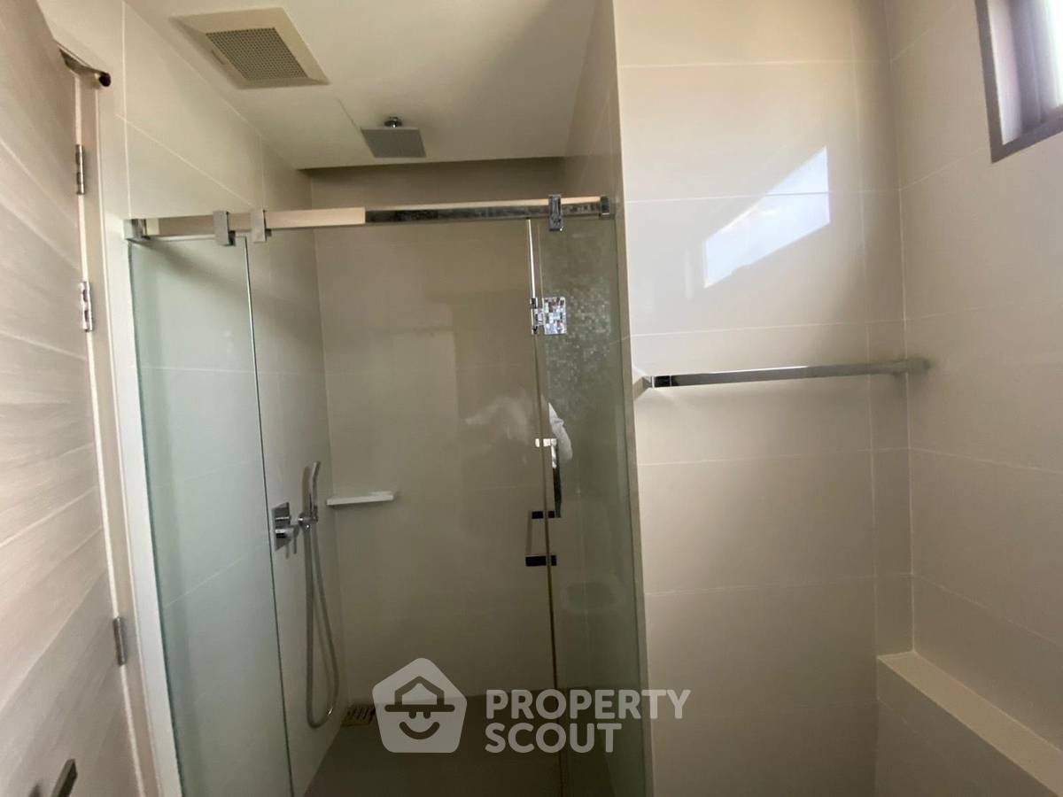 รูป คอนโด 2 ห้องนอน The Room Sathorn - St. Louis ใกล้ BTS สุรศักดิ์ (ID 1483565) - รูปที่ 3/6
