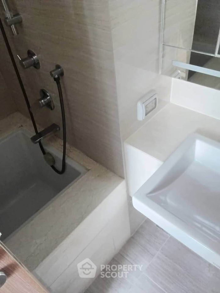picture 1-BR Condo For Rent At Noble Be 33 Near BTS Phrom Phong (ID 3406963) - 5/5