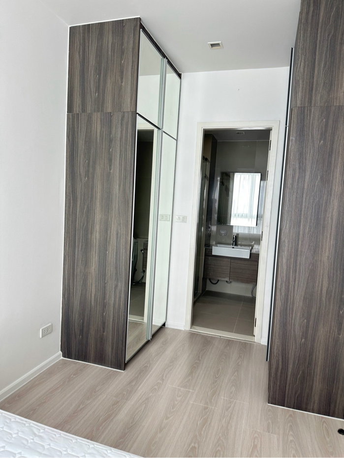 picture Shock price for rent at Quin ratchada - 8/10