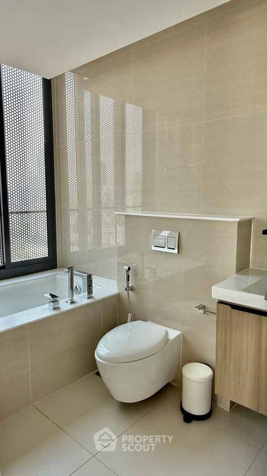 picture 22nd-Floor 2-BR At Circle Sukhumvit 31 Near MRT Sukhumvit (ID 3404898) - 10/10
