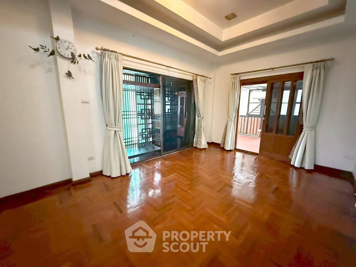 picture 4-BR House in Saphan Sung (ID 3407426) - 7/28