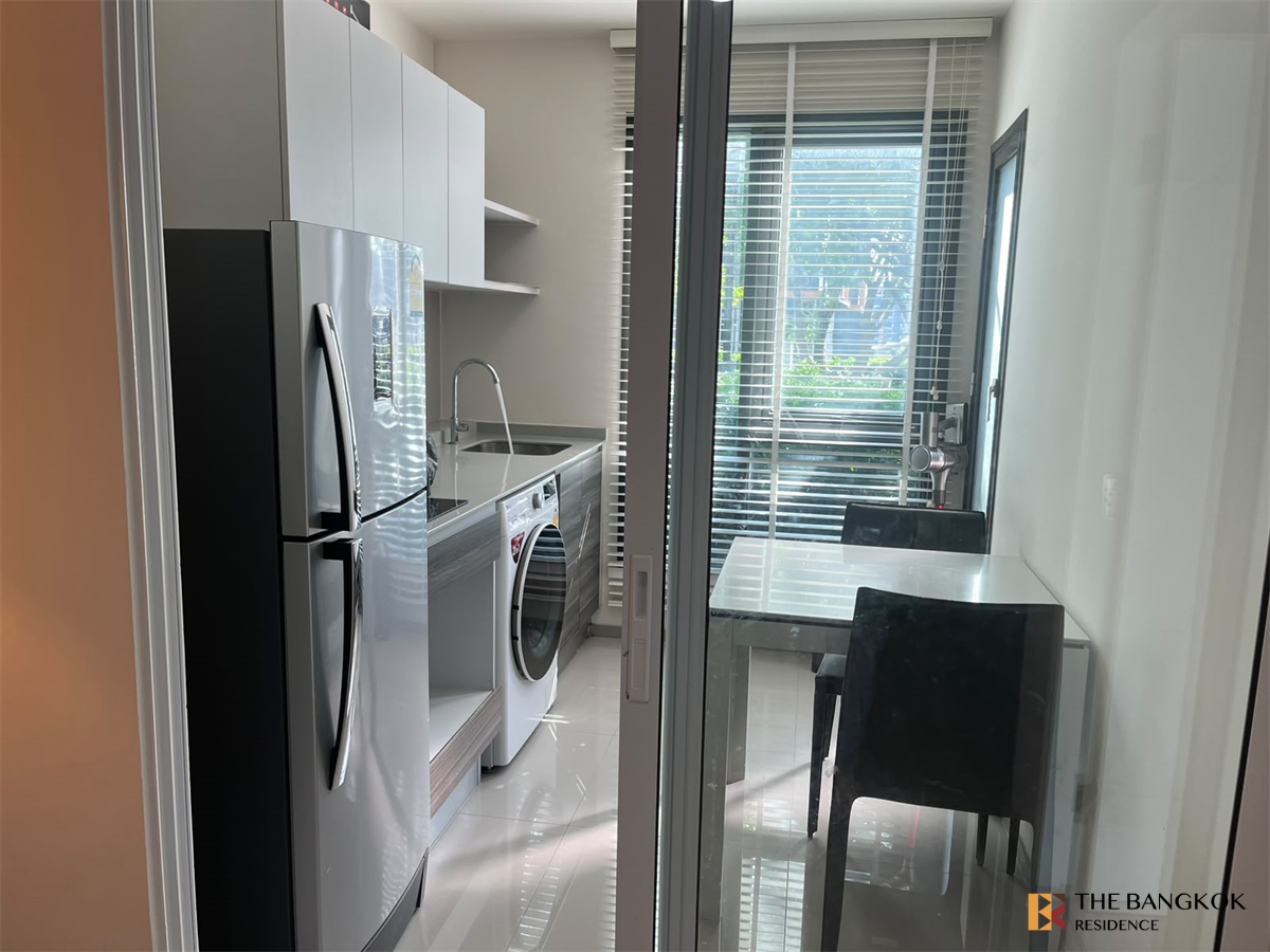 picture Centric Ratchada-Huai Khwang Comfortable and Ready to Move-in near MRT Huai Khwang Station - 8/9