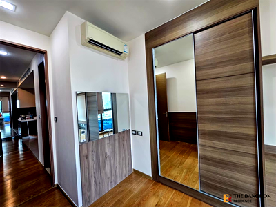 Condos for sale : The Address Sathorn 12 Popular units sell out fast near BTS Saint Louis