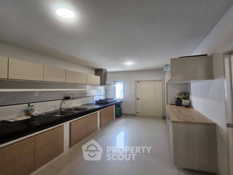 picture 4-BR House in Bang Phra (ID 3404993) - 13/19