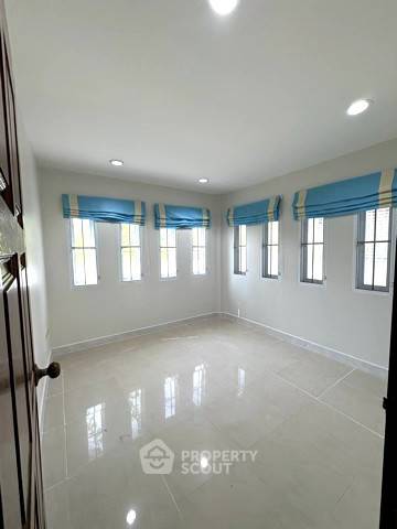 รูป บ้าน 3-ห้องนอน ใน บางพูด (ID 3404905) - รูปที่ 5/12