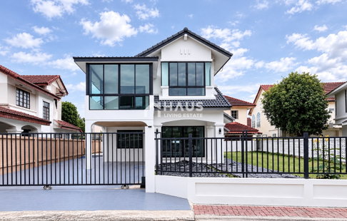 Chonlada Bangbuathong / 4 Bedrooms #HBBT002