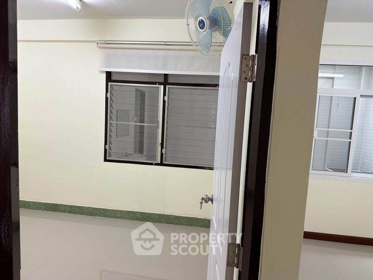picture 4-BR 104 Sqm Townhouse At Anothai Village, Phra Ram 3 (ID 3407877) - 1/13
