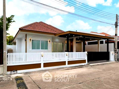 Houses for sale Bang Lamung Chonburi : 3-BR House At Maruay Laem Chabang Village, 150 Sqm (ID 3405004)