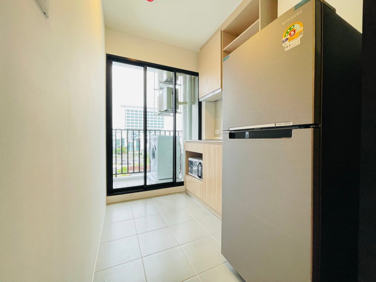 picture Chewathai Hallmark Ekkamai Ramintra Condo for Rent - 10/21