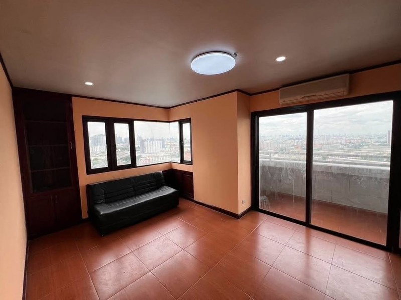 picture A010649 Klongjan Place - 3/4