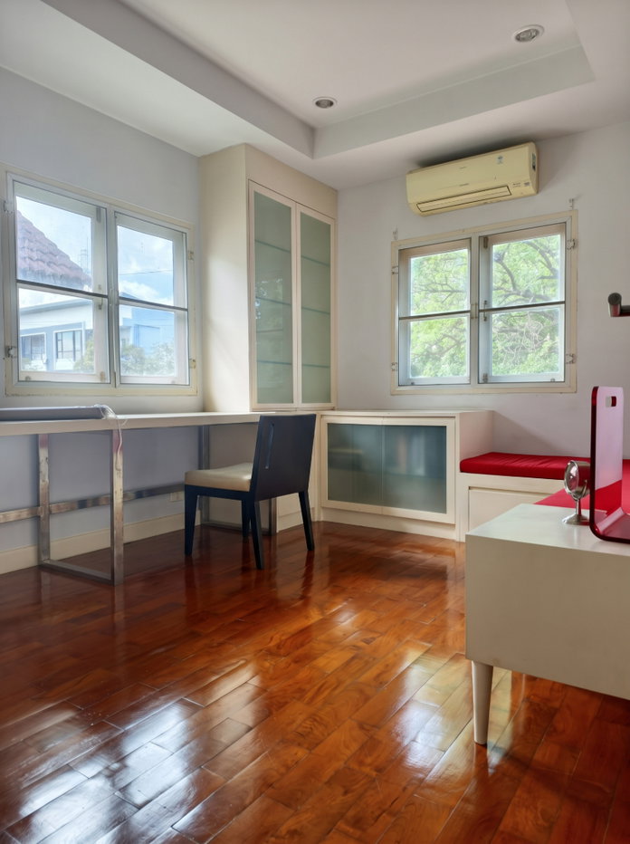 รูป 🏡🔥 ขายด่วน! บ้านเดี่ยว 2 ชั้น สิรีนเฮ้าส์ วัชรพล | บ้านสวยพร้อมอยู่ ที่ดิน 63.6 ตร.ว. ใกล้ทางด่วนและรถไฟฟ้าสายสีชมพู - รูปที่ 7/16