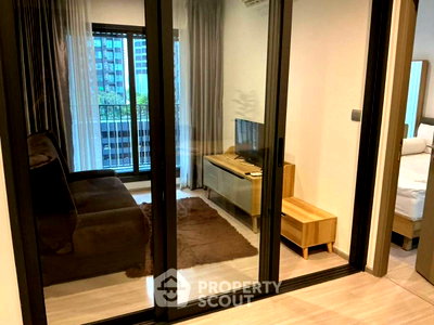 Condos for sale : 33rd-Floor 1-BR At Life Ladprao Valley Near BTS Ha Yaek Lat Phrao (ID 994795)