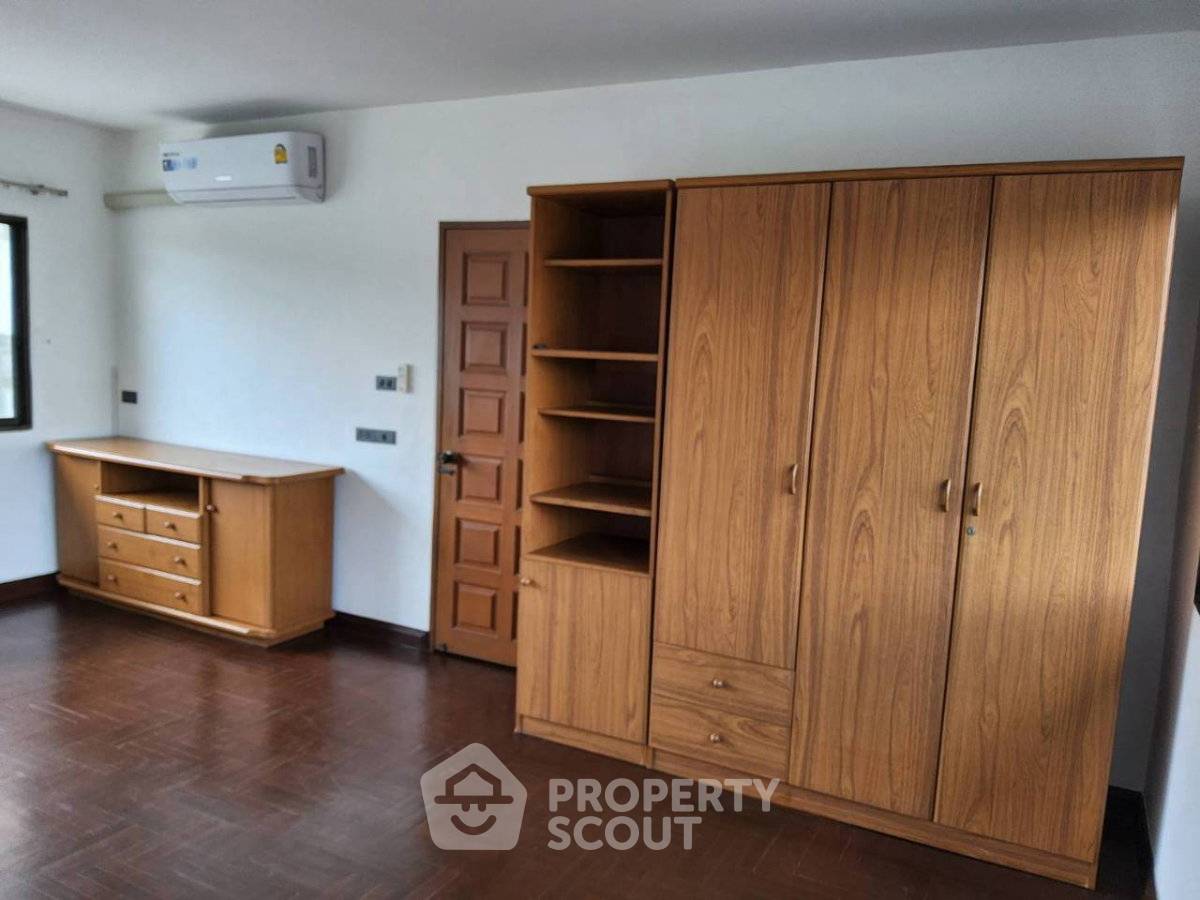 รูป ทาวน์เฮาส์ 3 ห้องนอน ขนาด 273 ตร.ม. Baan Charoen Eakamai 10 ใกล้ BTS เอกมัย (ID 3408410) - รูปที่ 6/38